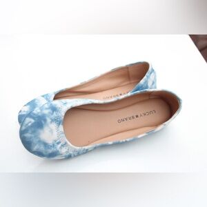 NWOT Lucky brand flats